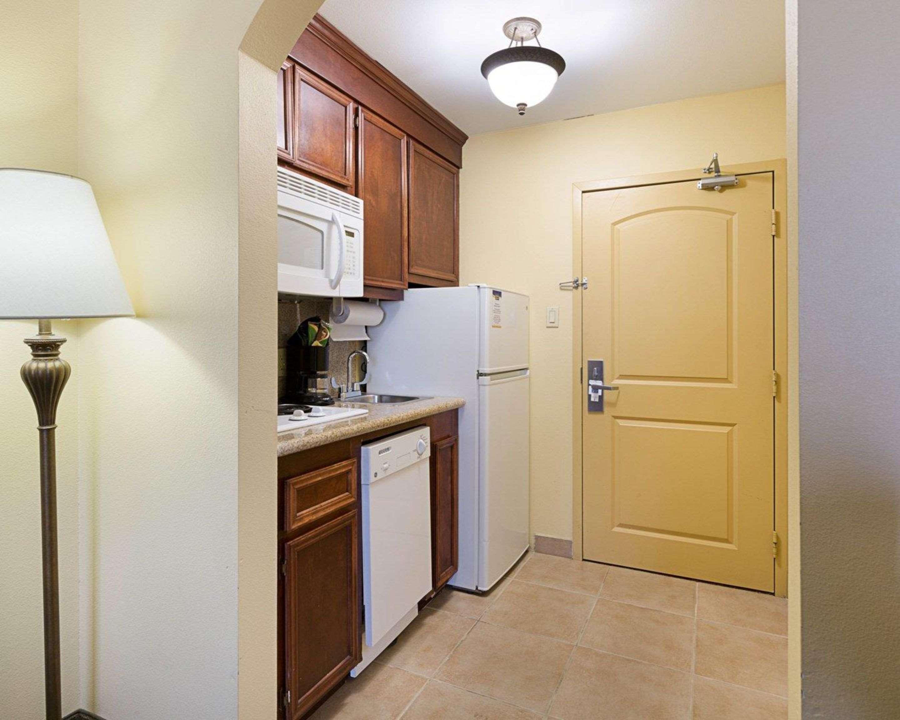 Mainstay Suites Port Arthur - Beaumont South Екстериор снимка